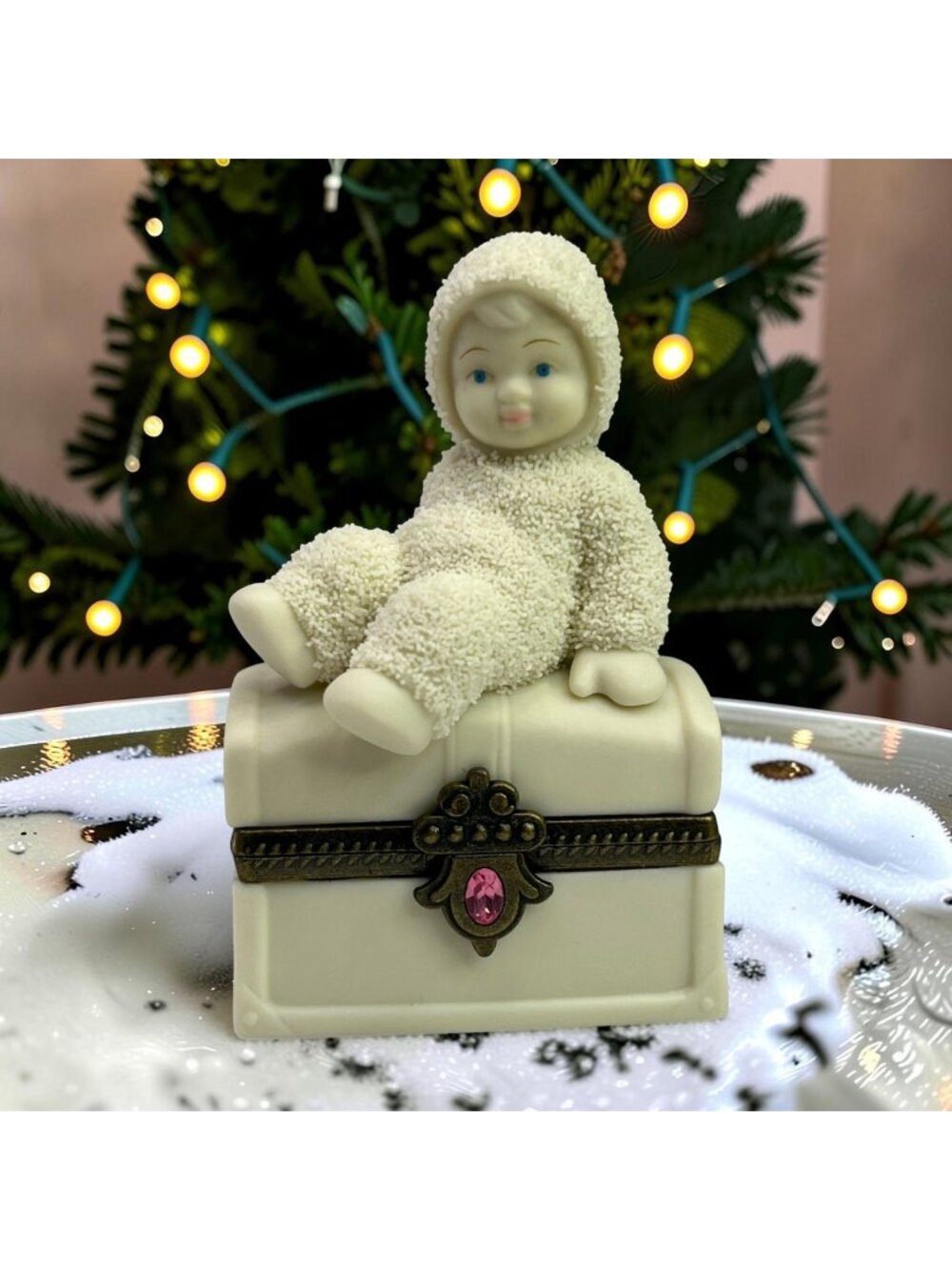 Dept 56 Snowbabies Royal Treasure October Opal Trinket Box Figurine 2000